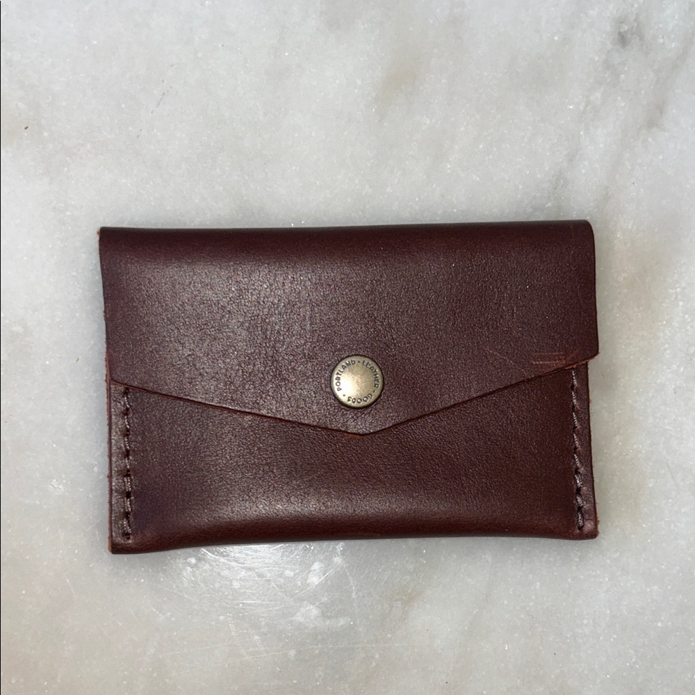 • PLG WALLET